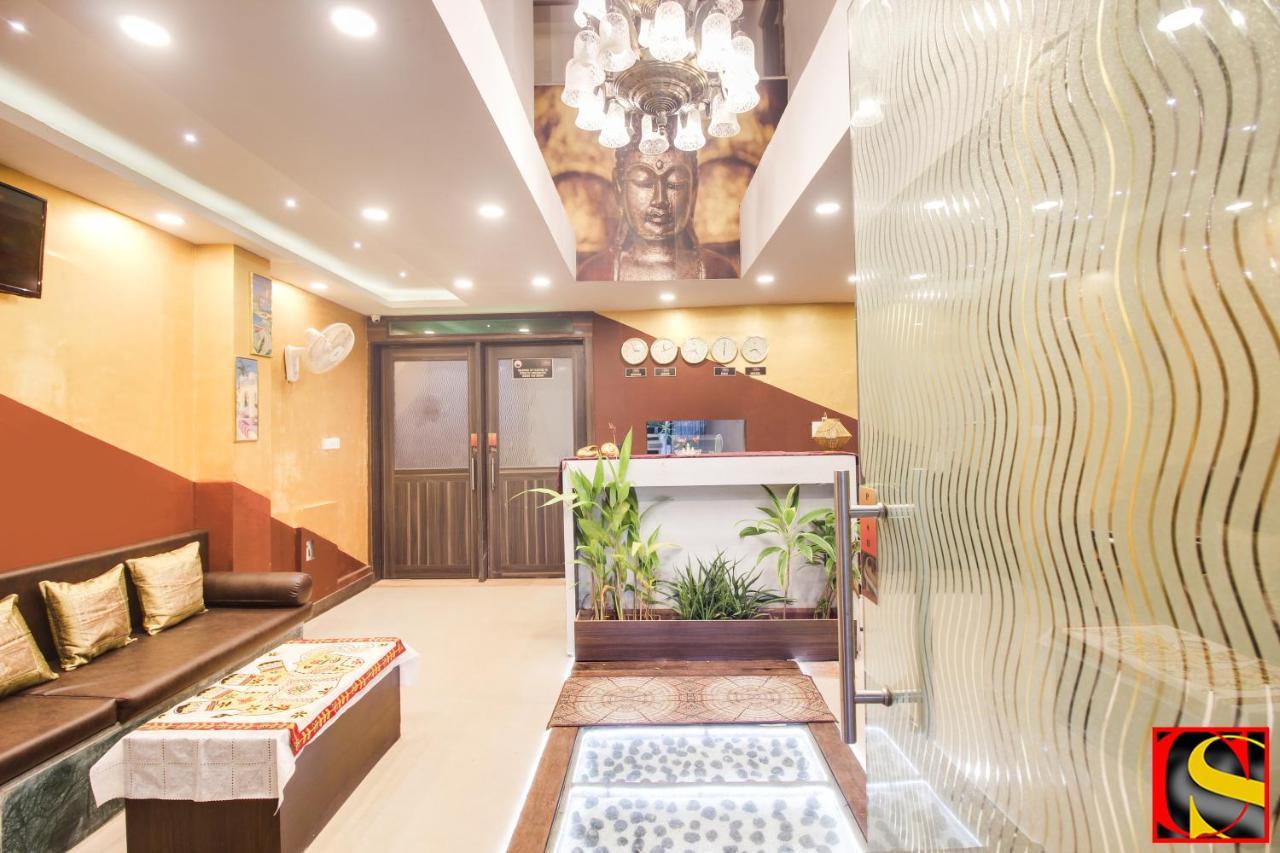 Candolim Sands Hotel ภายนอก รูปภาพ