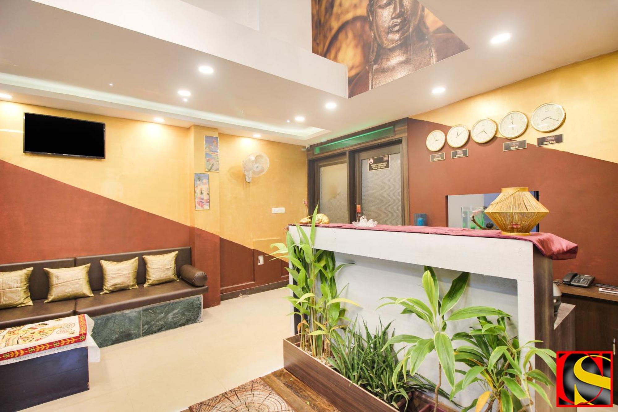 Candolim Sands Hotel ภายนอก รูปภาพ