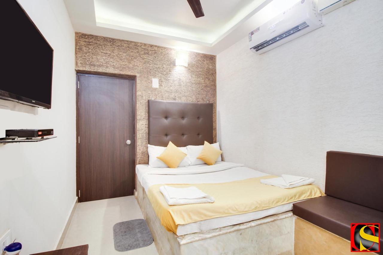Candolim Sands Hotel ภายนอก รูปภาพ